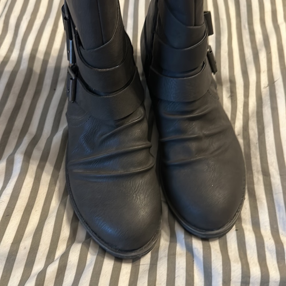 Grey booties - Picture 5 of 6